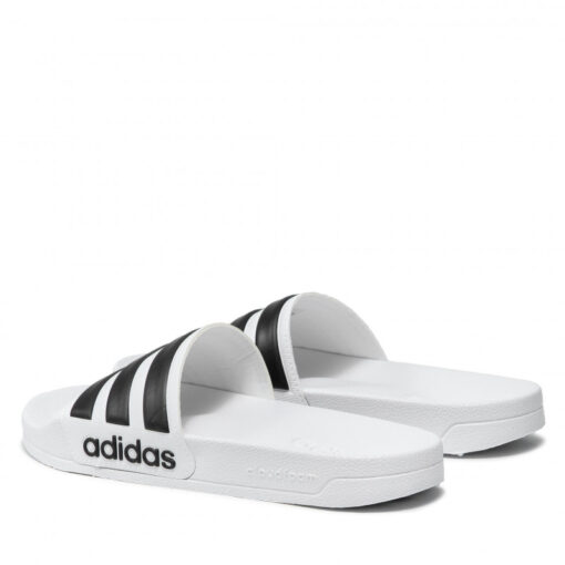 Adidas: AQ1702