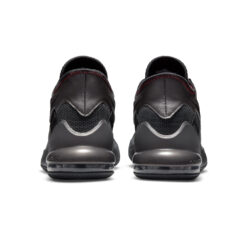 Nike: CQ9382-004