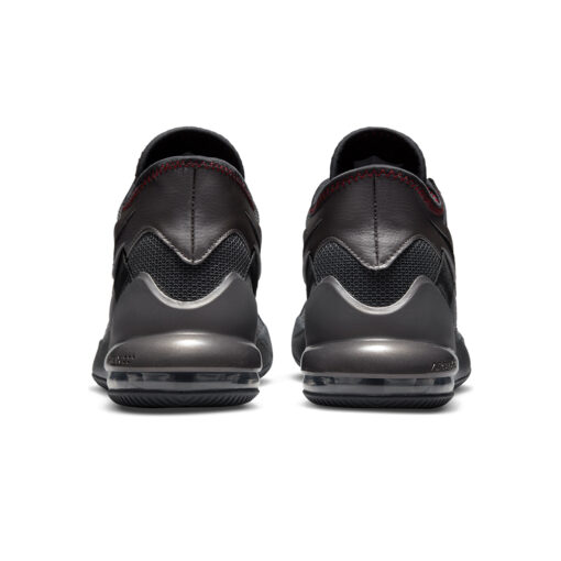 Nike: CQ9382-004