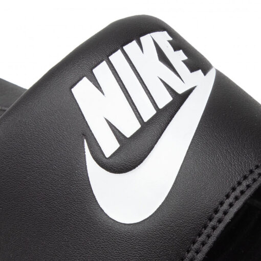 NIKE VICTORI