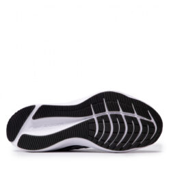NIKE Zoom Winflo 8