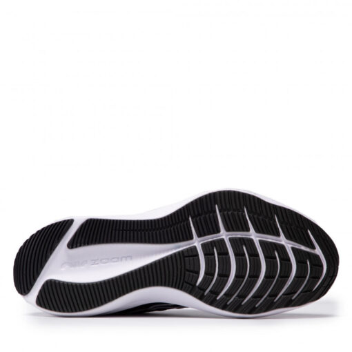 NIKE Zoom Winflo 8