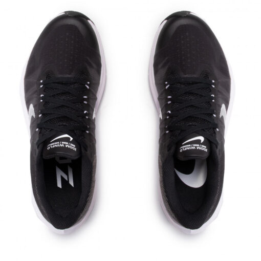 NIKE Zoom Winflo 8