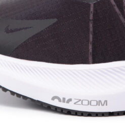 NIKE Zoom Winflo 8